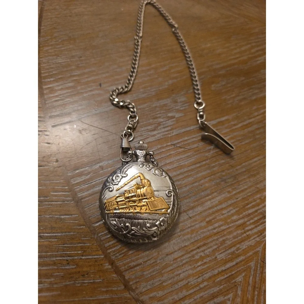 Vintage Steam Engine Train Quartz Pocket Watch Silver Gold Tone with Chain‎